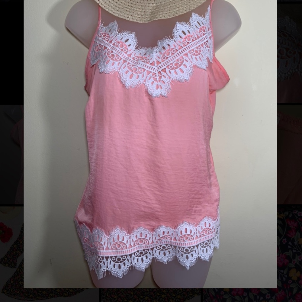 Fabulous Melissa Paige pink white tank top casual